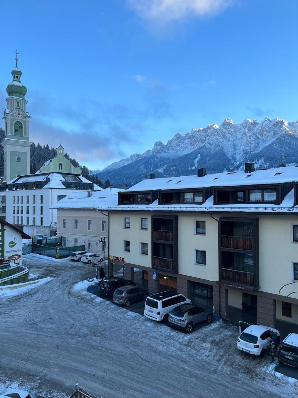 Stroblhof Toblach-도비아코 외부 사진